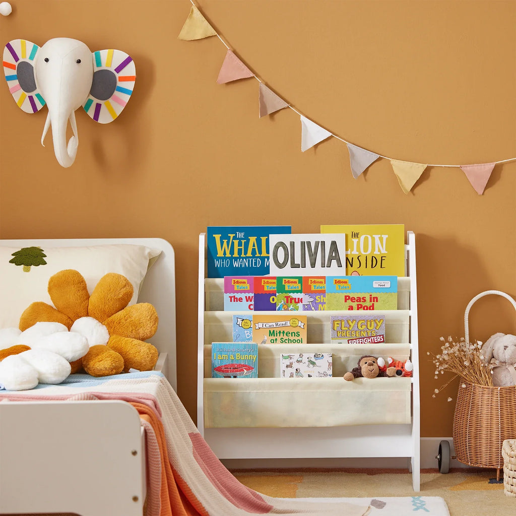 Bibliothèque enfant bois blanc et tissu beige Tilda Kids